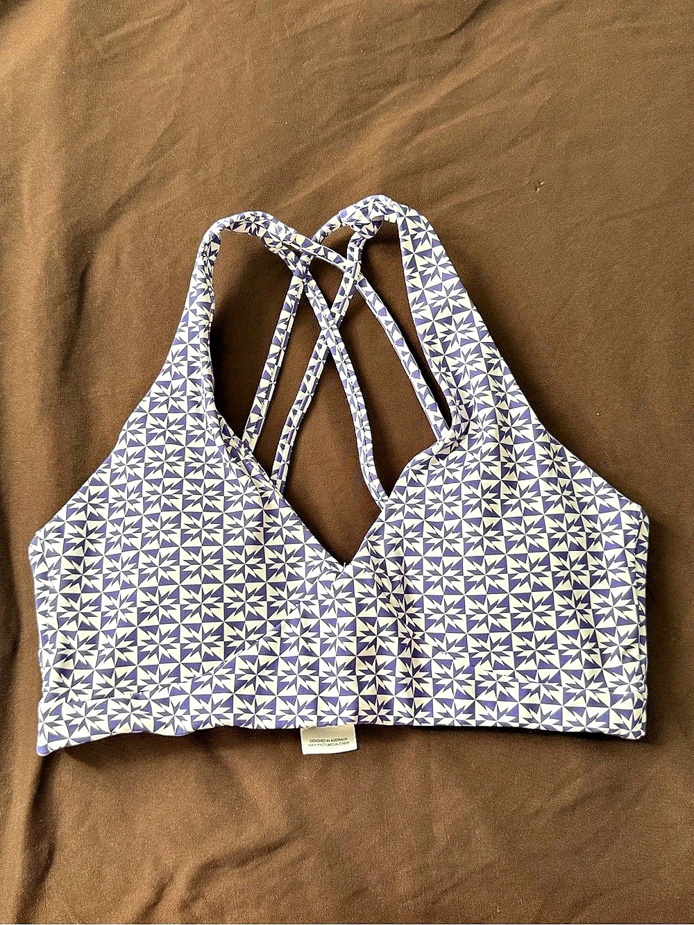 Muscle Republic Geometric sports bra in Purple & White Size Medium